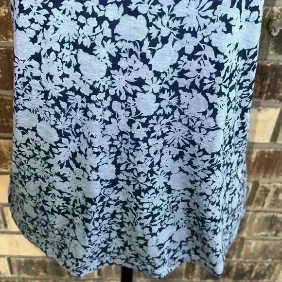 NWOT Love by GAP top - Picture 4 of 8